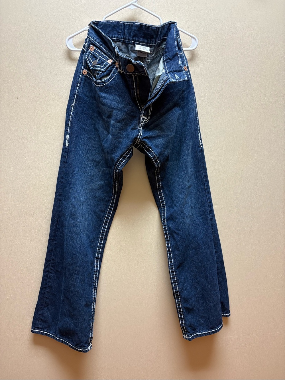 Dirt Road Jeans Whitetail Embroidered Men's Dark Blue Relaxed Jeans, sz W-34/L32